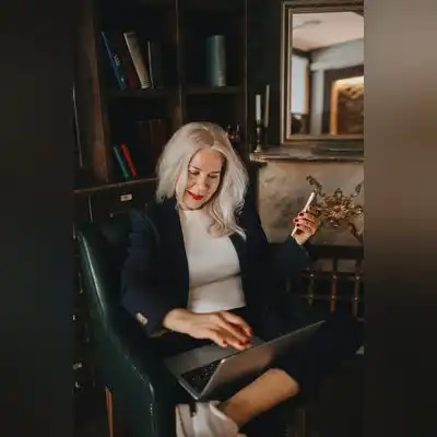 时麟